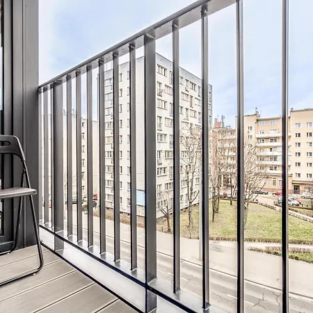 Rentplanet - Wyszynskiego 브로츠와프