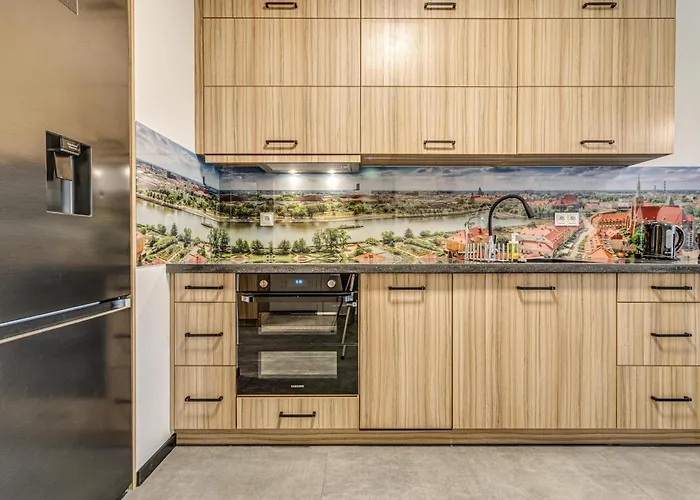 Rentplanet - Wyszynskiego アパート *