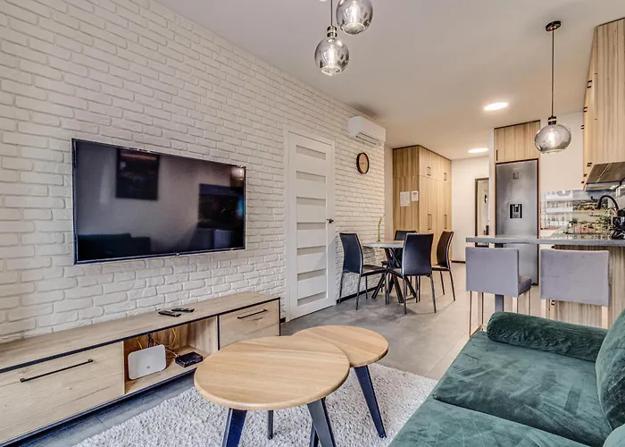 アパート Rentplanet - Wyszynskiego