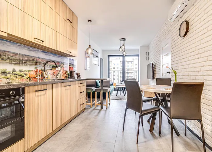 Rentplanet - Wyszynskiego アパート ヴロツワフ