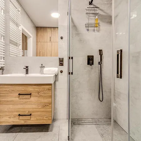 Apartment Rentplanet - Wyszynskiego