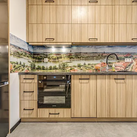 Rentplanet - Wyszynskiego アパート *